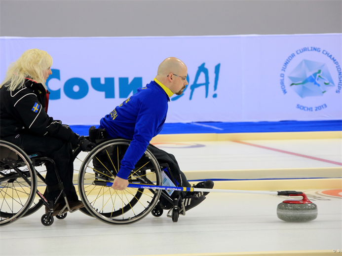 curling en silla de ruedas