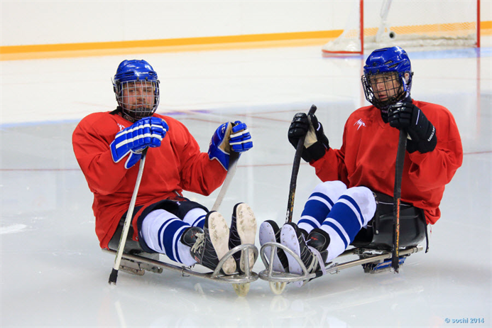 hockey-sobre-hielo-deporte-avance-deportivo-paralimpicos-sochi