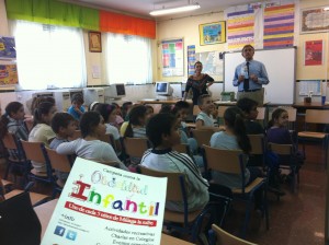 Charla en un centro escolar malagueño sobre la obesidad infantil. Fuente: Avance Deportivo