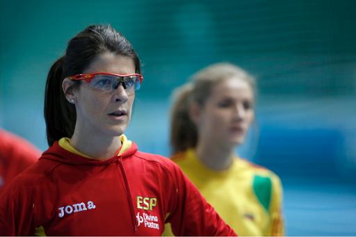 Ruth Beitia durante el calentamiento de la prueba clasificatoria para la final de Sopot. Fuente: AFP, Janek Skarzinski.