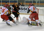 ‘La Roja’ del hielo logra el oro y el ascenso en el Mundial