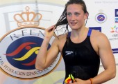 Mireia Belmonte bate el récord de 1.500 metros libre