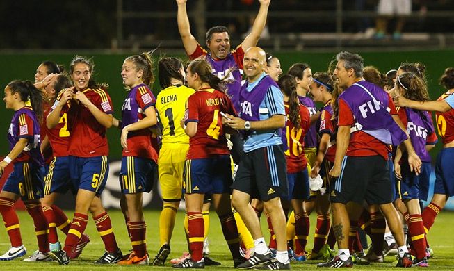 España celebrando su pase a la final. Fuente: RFEF