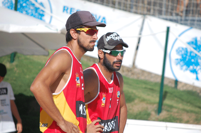 marco-garcia-voley-playa-reserva-higueron-2013