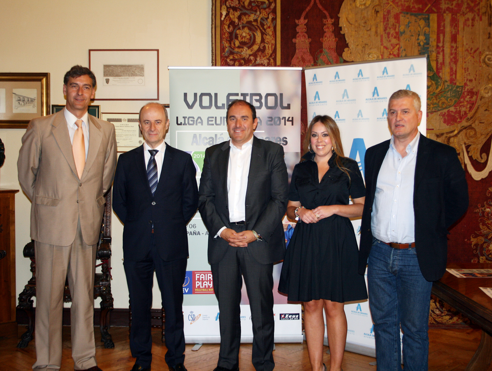 Presentación en Alcalá de Henares de la Liga Europea femenina. Fuente: AD