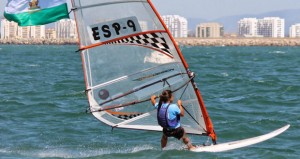 La windsurfista Sevilla en una prueba. Fuente: AD