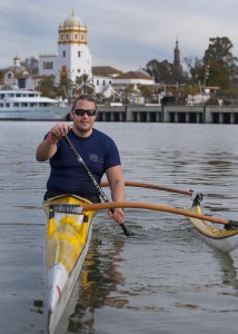 El palista del Club Náutico Sevilla, Javier Reja acude a Moscú tras lograr  el bronce en el Europeo. Fuente: AD