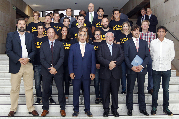 Algunos de los deportistas que se unirán al proyecto deportivo y formativo de la UCAM y el COE. Fuente: COE