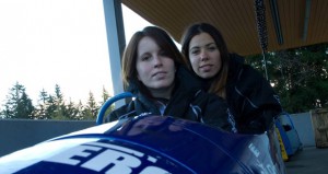 Bárbara y Cristina en el trineo. Fuente: Spanish Bobsleigh