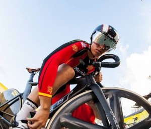 Tania Calvo en el velódromo. Fuente: Cyclephotos