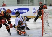 España golea a Islandia en el Mundial de hockey hielo sub 20