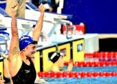 Mireia gana en Doha con un póker de oros