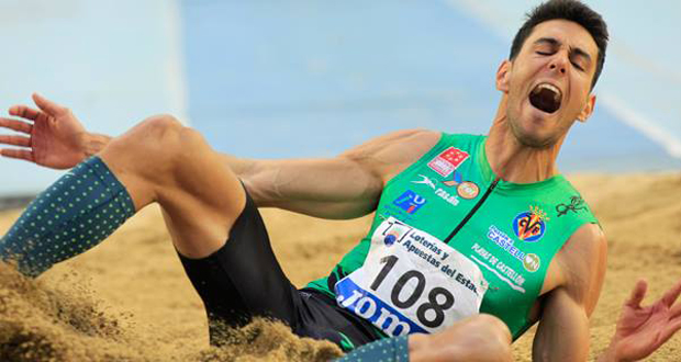 El deportista Pablo Torrijos, campeón y récord de España en triple salto. Fuente: RFEA