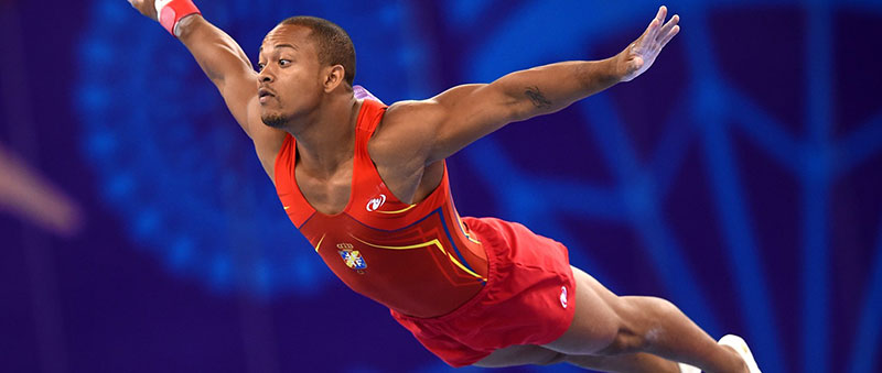 Rayderley Zapata durante la final de suelo de gimnasia artística. Fuente: baku2015.com