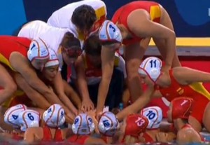 La selección femenina de waterpolo durante la competición en los Juegos Europeos de Baku. Fuente: COE