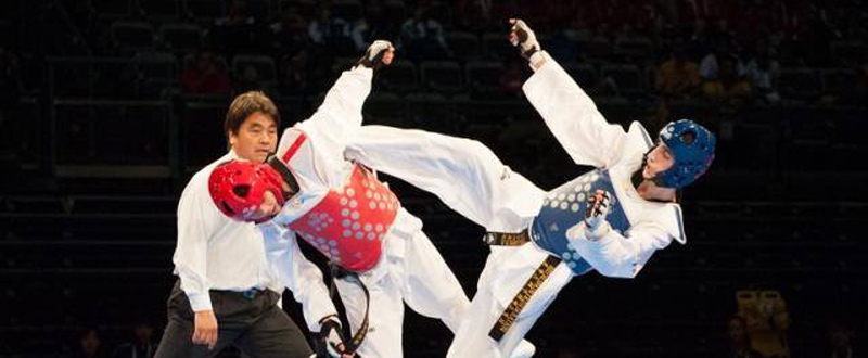 El taekwondista español, Jesús Tortosa, durante un combate. Fuente: fetaekwondo