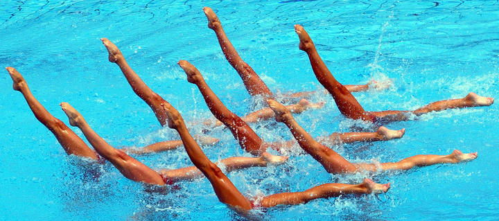 El equipo español de natación sincronizada, durante su participación en las pruebas preliminares del Campeonato Mundial de Natación que se celebra en Barcelona. Fuente: C.Cardenas 