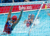 Las 'guerreras' del waterpolo lucharán por el oro en Baku