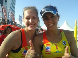 Las campeonas Ester Ribera y Amaranta Fernández. Fuente: AD