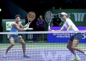 Muguruza y Suárez alcanzan la final en Singapur