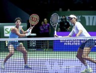 Muguruza y Suárez alcanzan la final en Singapur