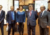 Cardenal se pasea por Fitur