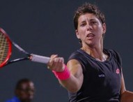 Carla Suárez barre a Radwanska y accede a la final de Doha