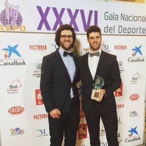 Nico y Lucas en los premios de la prensa.