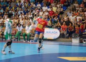 España arrasa en casa a Bulgaria