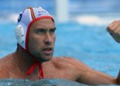 Guillermo Molina: “No vende nadar durante 8 horas con un chaleco de 10kg mientras un japonés te da codazos”