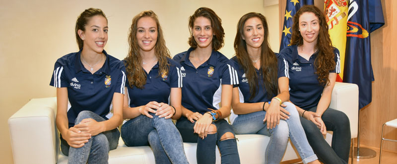 Alejandra Quereda, Elena López, Lourdes Mohedano, Sandra Aguilar y Artemi Gavezou. fFuente: CSD