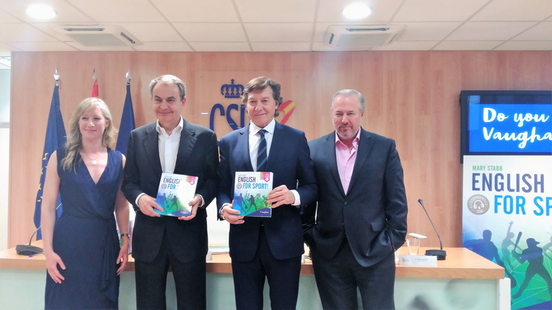 Presentación del libro English for Sport. Fuente: Avance Deportivo/Mariló Carvajal