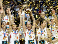 España corona su dominio europeo ante Francia (71-55)