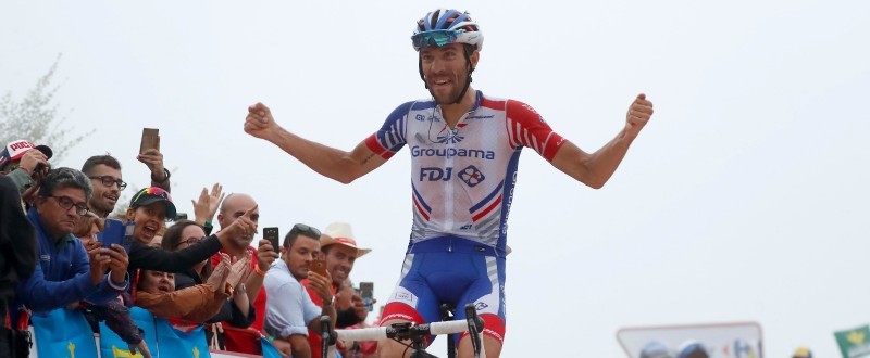 Thibaut Pinot celebra su victoria en la etapa 15 de La Vuelta '18. (Fuente: ©Photogomez Sport)