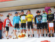 Jakob Fuglsang gana la Vuelta Andalucía en una etapa que gana al esprint Matteo Trentin