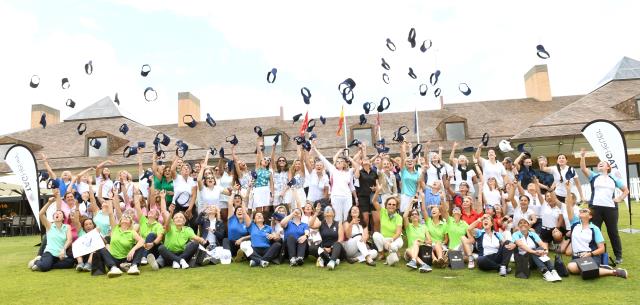 Mujeres golfistas. Fuente: Luis Corralo.