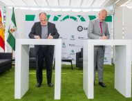 La Junta de Andalucía y LaLiga firman un acuerdo en Málaga