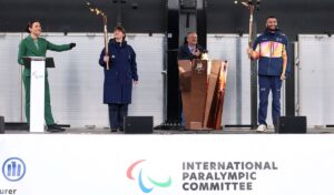 La llama paralímpica, hacia Milán