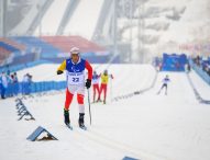 Pol Makuri, abanderado español en la clausura