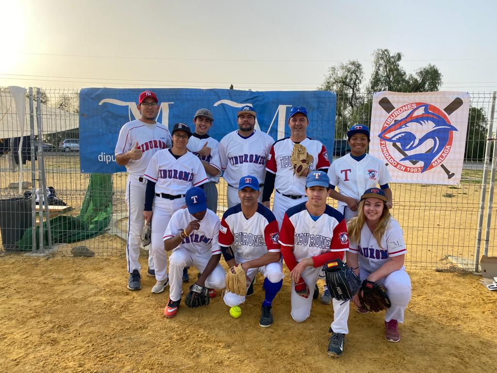 Equipo Ganador del Torneo top Béisbol. Fuente: Tiburones de Málaga BC