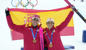 Bronce olímpico para el relevo mixto español de esquí de montaña