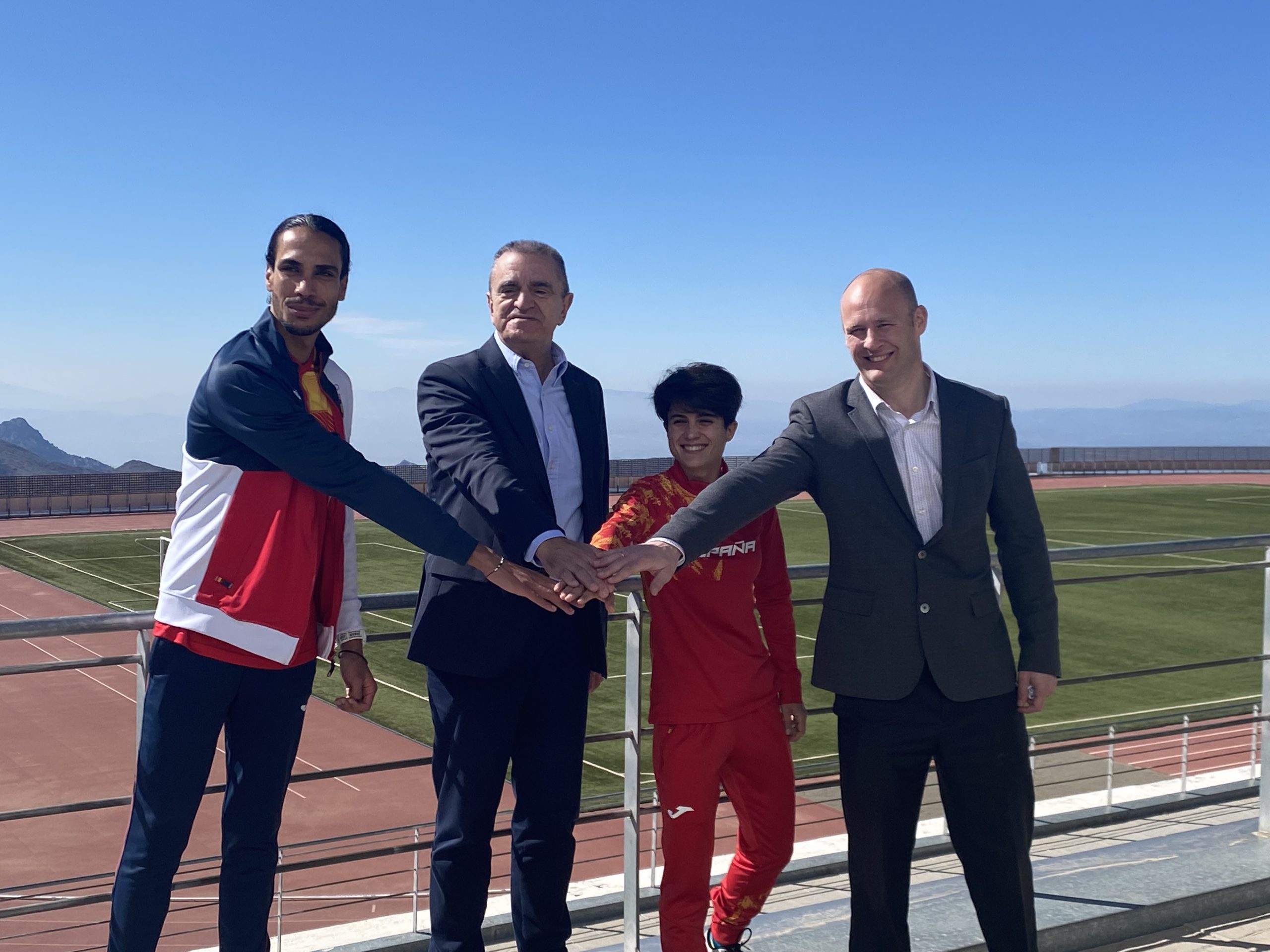 Visita del presidente de CSP al centro de alto rendimiento de Sierra Nevada. Fuente:CSD