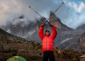  Gerard Descarrega, un desafío a la oscuridad desde las cumbres