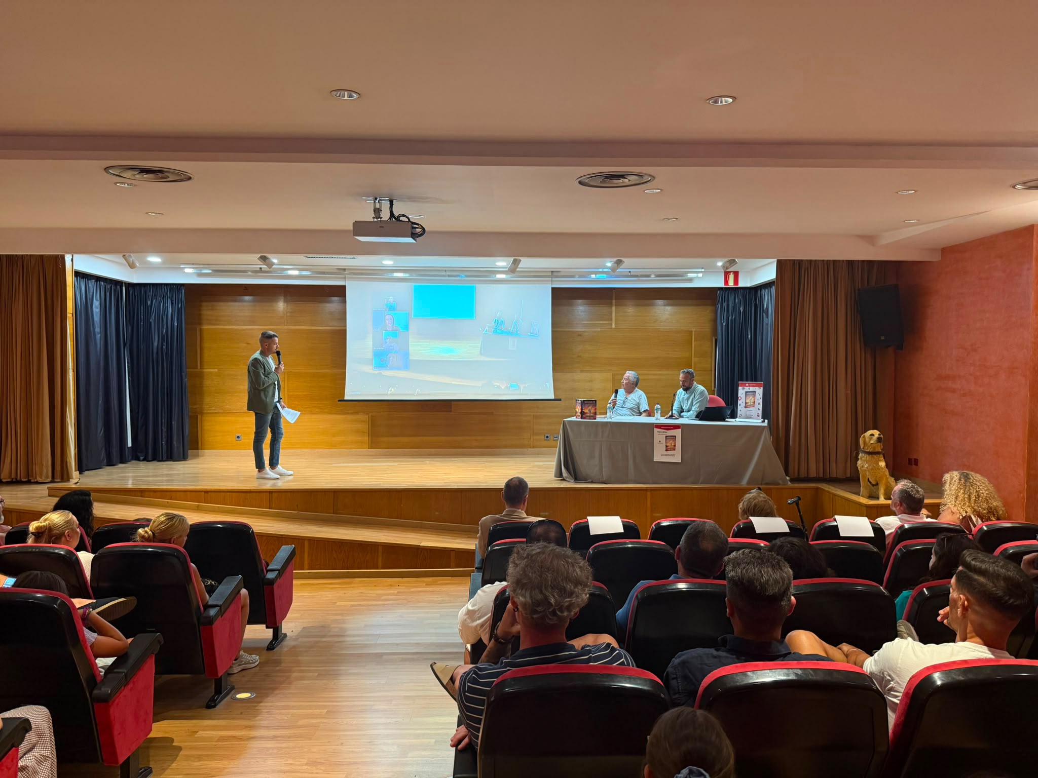 Presentación del libro 'Imparables' en Málaga. Fuente: Avance Deportivo/LPT