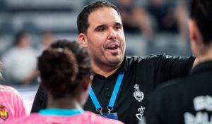 Joaquín Rocamora tomará el timón de las Guerreras