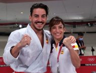 Sandra Sánchez y Damián Quintero, abanderados en la ceremonia de clausura