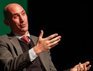 Rubiales: «Nosotros pondríamos la diferencia entre lo que pagan los clubes y piden las jugadoras»