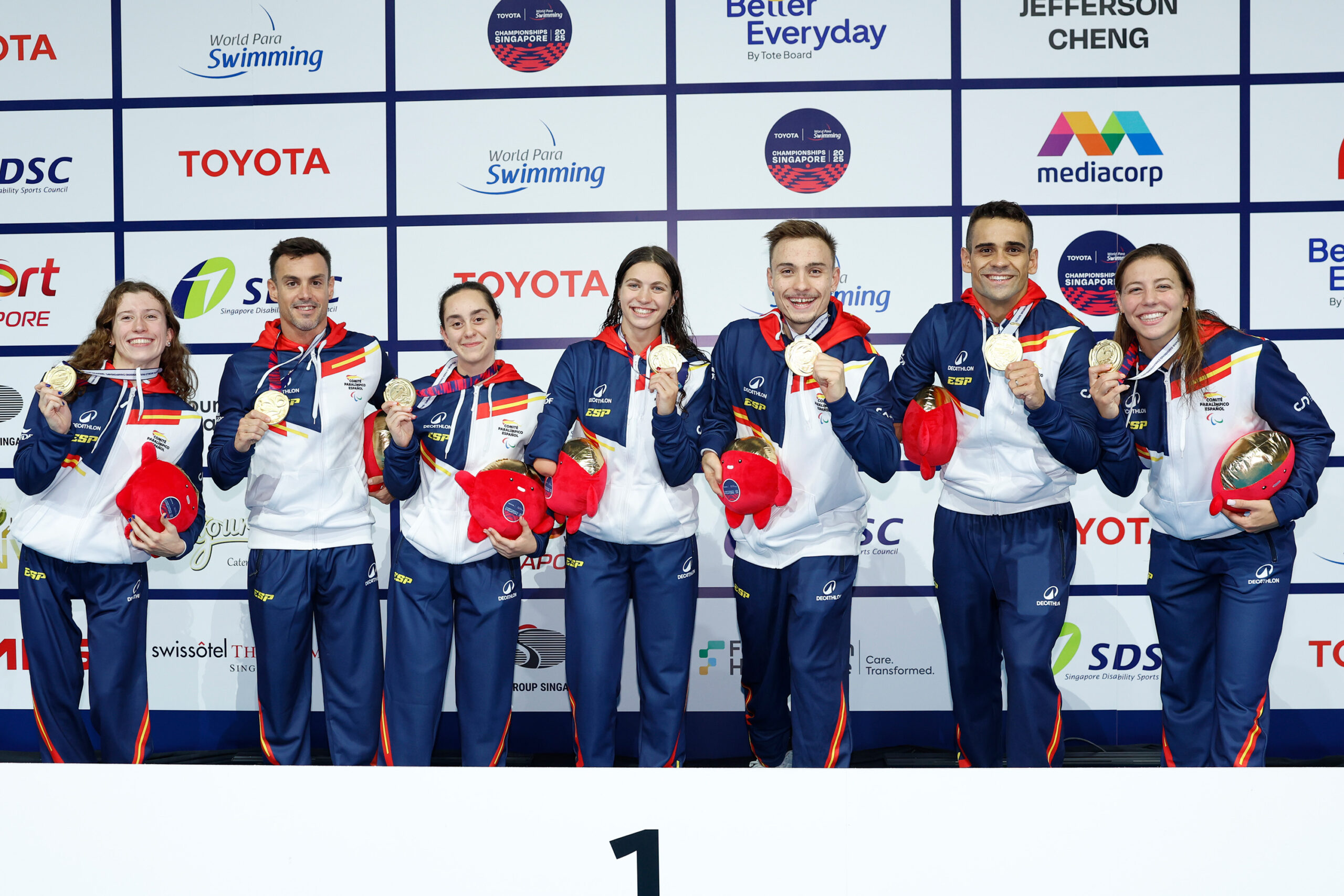 Medallistas en Singapur. Fuente: CPE