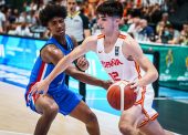 España vence a República Dominicana 73-55