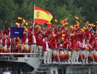 Un globo aerostático de fuego inaugura París 2024
